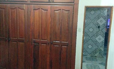Casa con Departamento en venta en Burzaco Este