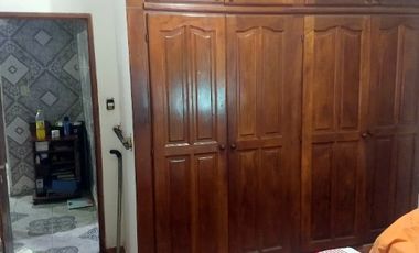 Casa con Departamento en venta en Burzaco Este