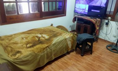 Casa con Departamento en venta en Burzaco Este