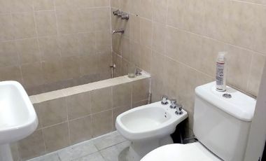 Casa con Departamento en venta en Burzaco Este