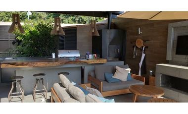 CONFORTABLE CASA EN VENTA, VALLE DE BRAVO