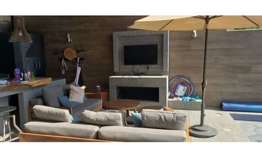 CONFORTABLE CASA EN VENTA, VALLE DE BRAVO