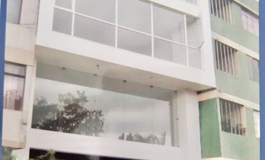 edificio en arriendo en libertadores. Cod A14506
