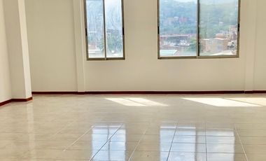 edificio en arriendo en libertadores. Cod A14506