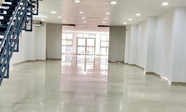 edificio en arriendo en libertadores. Cod A14506
