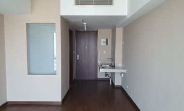 Dijual/Disewakan Apartemen U- Residence 3 Lippo Karawaci Tangerang Studio Lantai 57 Murah
