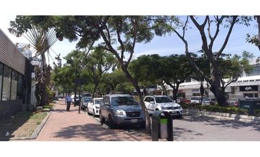 ALQUILO Departamento Semi-amoblado en Urdesa Central, Bálsamos Sur 309