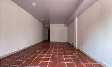 SE ARRIENDA LOCAL EN ENVIGADO SECTOR BOTA DEL DIA