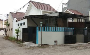 Rumah Minimalis Greenlake Wonorejo Rungkut Surabaya