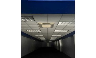 Se Alquila Local en Ave Central de 360m2