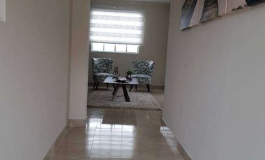 Venta de casa a estrenar con acabados de lujo/Urb. Casalaguna/a 5 minutos de Riocentro Dorado.