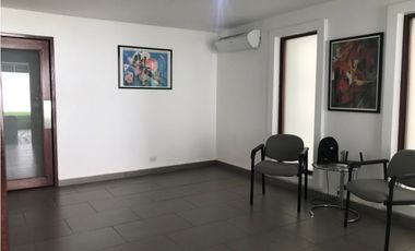 VENTA DE CASA DUPLEX EN OBARRIO