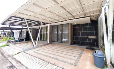 Rumah 2 Lt SHM 15 Menit ke Mall AEON BSD Dibantu KPR J-44905