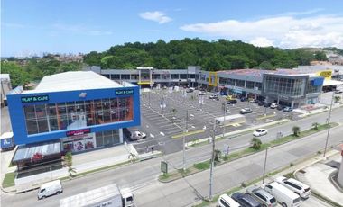 Se Alquilan Locales en Brisas Mall con excelente ubicación.