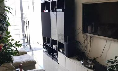 Casa sola en venta con acabados de lujo y vista panorámica desde su roof garden