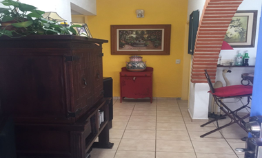 CASA EN VENTA EN FRACC VIÑEDOS TEQUISQUIAPAN