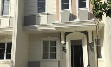 Disewakan Rumah Vanya Park BSD Tangerang Cluster Azura Blok C Bagus Nyaman*