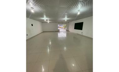 LOCAL DE 100M2, EN VIA PRINCIPAL DE LAS GARZAS, PACORA