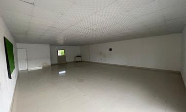 LOCAL DE 100M2, EN VIA PRINCIPAL DE LAS GARZAS, PACORA