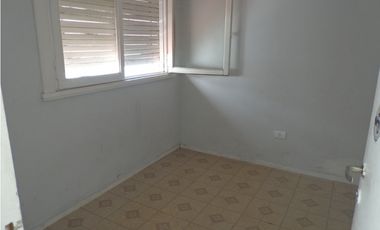 Piso de 135 m2 totales en Plena zona Shooping Los Gallegos