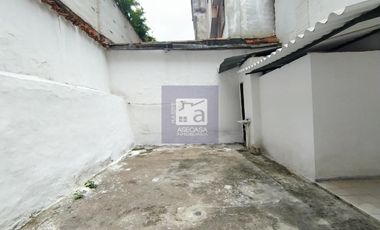 COD. 5774 - SE ARRIENDA CASA - BARRIO: CENTRO