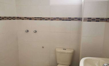 Venta de departamento en La Romareda, ave Narcisa de Jesús, planta baja.