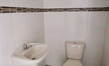 Venta de departamento en La Romareda, ave Narcisa de Jesús, planta baja.