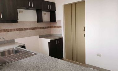 Venta de departamento en La Romareda, ave Narcisa de Jesús, planta baja.