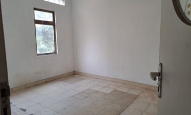 Dijual Ruko Lokasi Bagus di Golden Road Bsd City