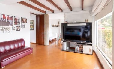 casa en arriendo/venta en cedro golf. Cod A5136