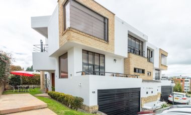 casa en arriendo/venta en cedro golf. Cod A5136