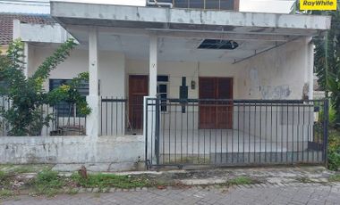 Dijual Rumah 1,5 Lantai Lokasi Di Babatan Mukti, Wiyung Surabaya