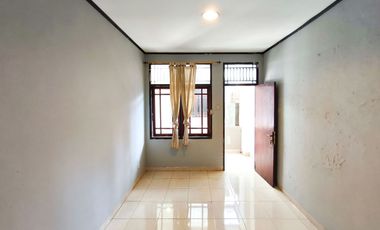 Rumah 5 Kamar Tidur SHM 15 Menit ke Gerbang Tol Serpong 5 J-46573