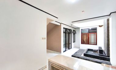 Rumah 5 Kamar Tidur SHM 15 Menit ke Gerbang Tol Serpong 5 J-46573