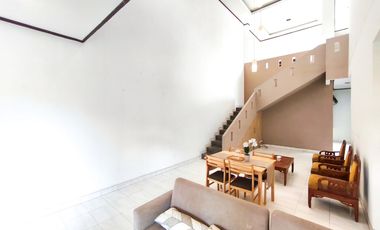 Rumah 5 Kamar Tidur SHM 15 Menit ke Gerbang Tol Serpong 5 J-46573