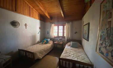 Preciosa casa en arriendo de 7 dorm. en Talagante