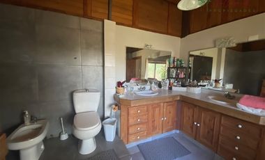 Preciosa casa en arriendo de 7 dorm. en Talagante