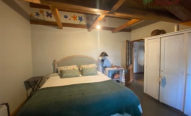 Preciosa casa en arriendo de 7 dorm. en Talagante