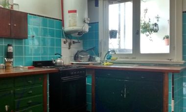 Departamento de 3 ambientes ubicado en zona céntrica de Miramar.