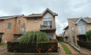 casa en arriendo en chía. Cod A8255205