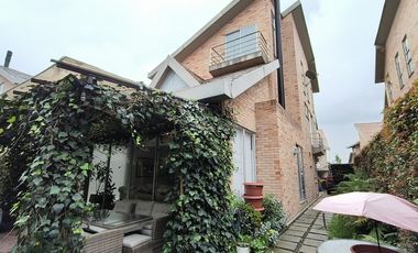 casa en arriendo en chía. Cod A8255205