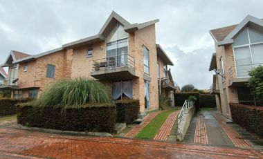 casa en arriendo en chía. Cod A8255205