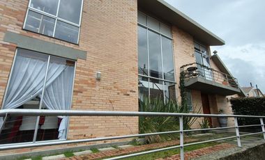 casa en arriendo en chía. Cod A8255205