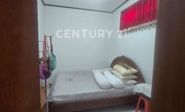 Rumah Minimalis Di Setra Duta Dekat Patung Tangan