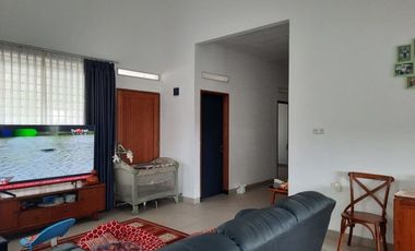 Rumah Villa Minimalis Bagus Siap Huni di Cikutra