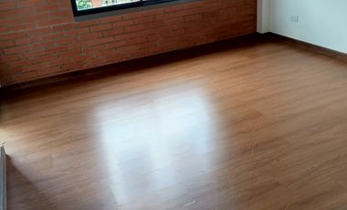 casa en arriendo en sector viva la ceja. Cod A216612