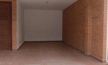 casa en arriendo en sector viva la ceja. Cod A216612