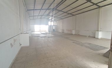 bodega en arriendo en casco antiguo. Cod A123147