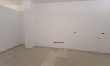 bodega en arriendo en casco antiguo. Cod A123147