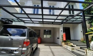 DIJUAL RUMAH MODERN, BARU at Jl GEDUNG HIJAU, PONDOK INDAH, JAKSEL